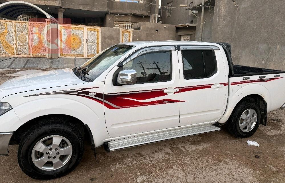 نیسان نەڤارا